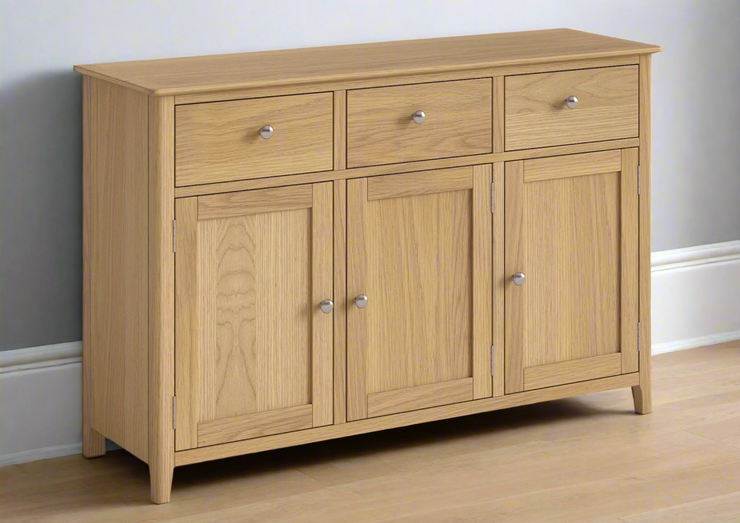 Appleby Oak Sideboard With 3 Doors & 3 Drawers